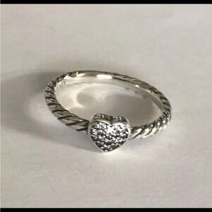 New David Yurman heart ring  diamonds size 6 comes w authenticity